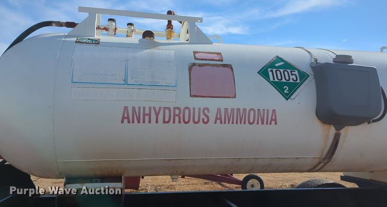 image for item OL9082 Behnke  anhydrous trailer