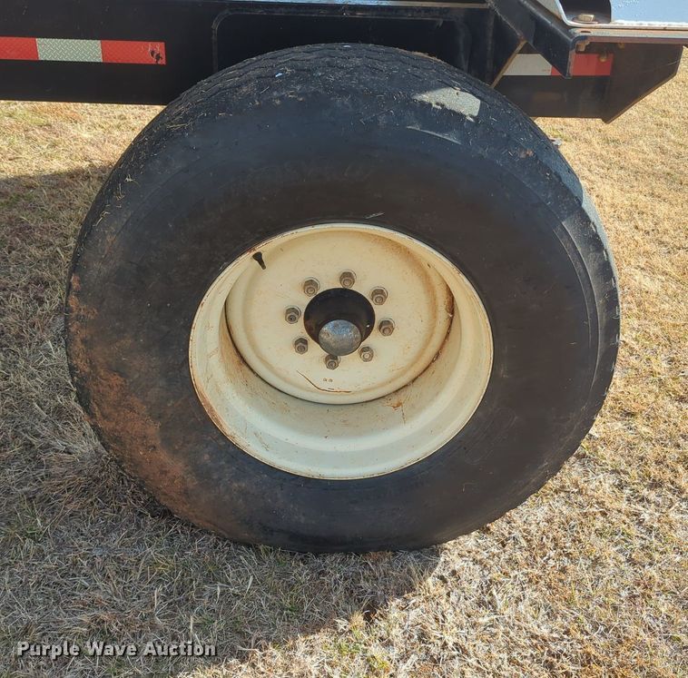 image for item OL9082 Behnke  anhydrous trailer