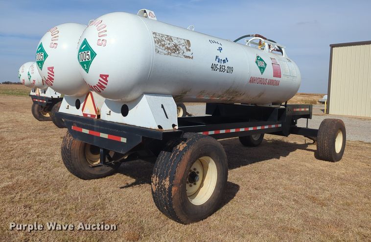 image for item OL9083 Behnke  anhydrous trailer