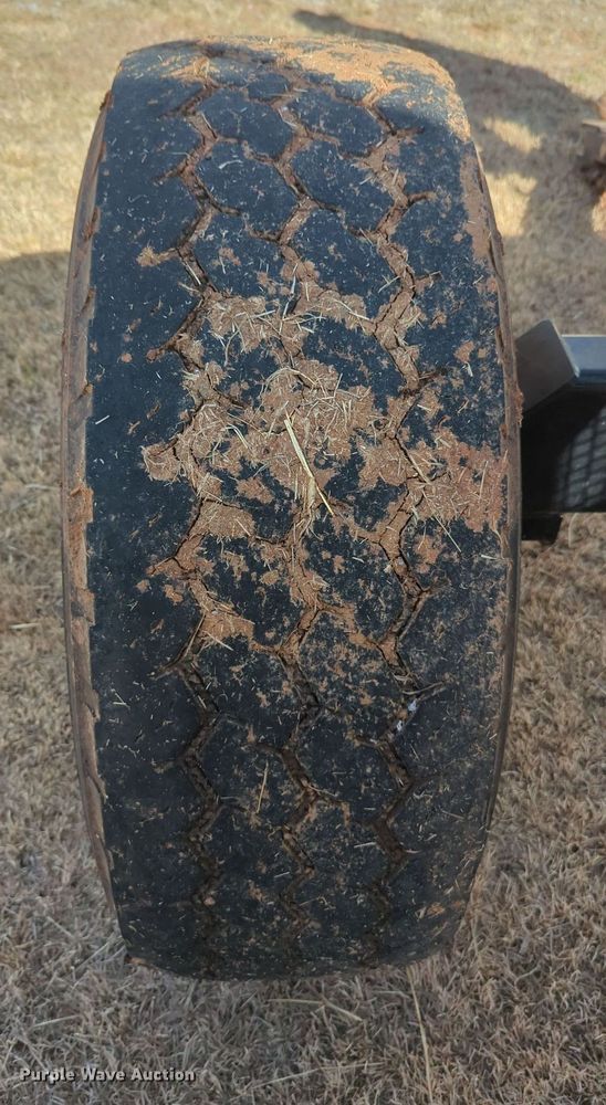 image for item OL9083 Behnke  anhydrous trailer