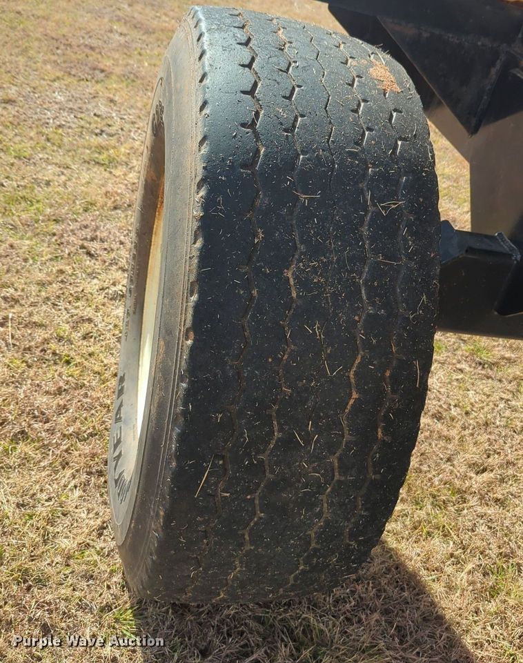 image for item OL9083 Behnke  anhydrous trailer