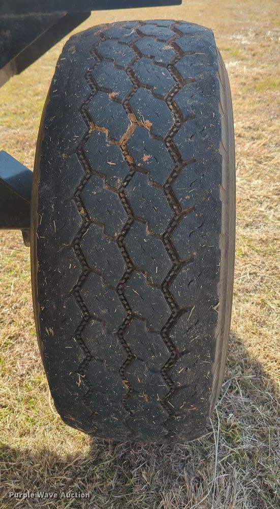 image for item OL9083 Behnke  anhydrous trailer