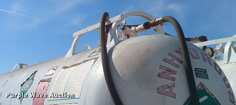 image for item OL9084 Behnke  anhydrous trailer