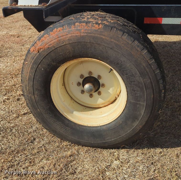 image for item OL9084 Behnke  anhydrous trailer