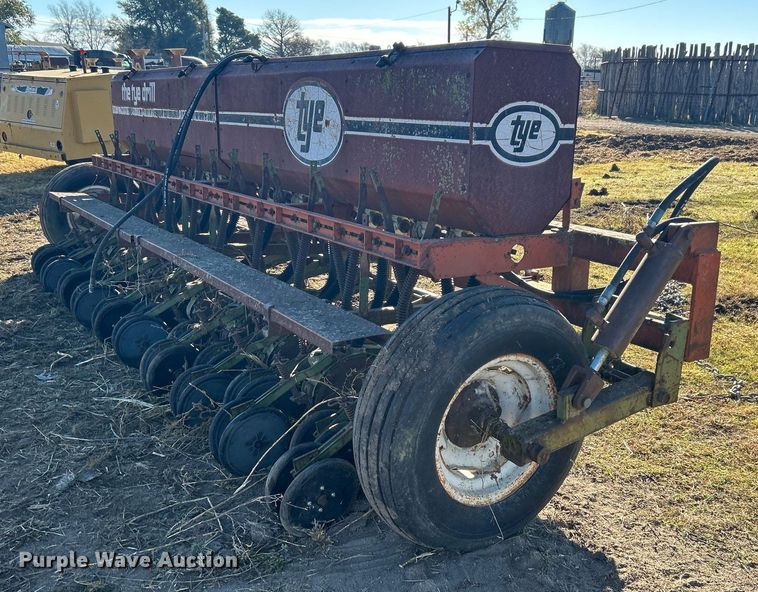 image for item OM9190 Tye 304-4520  grain drill