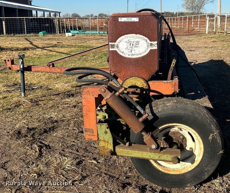 image for item OM9190 Tye 304-4520  grain drill