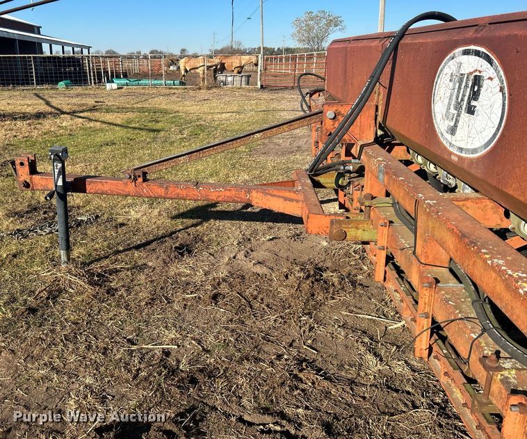 image for item OM9190 Tye 304-4520  grain drill