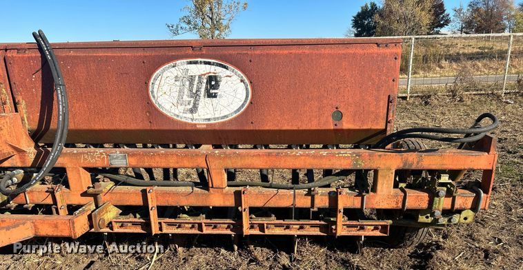 image for item OM9190 Tye 304-4520  grain drill