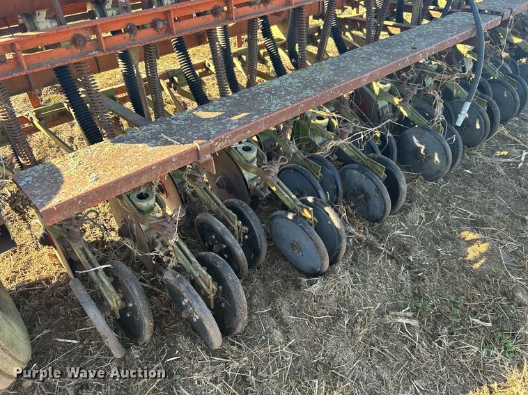 image for item OM9190 Tye 304-4520  grain drill