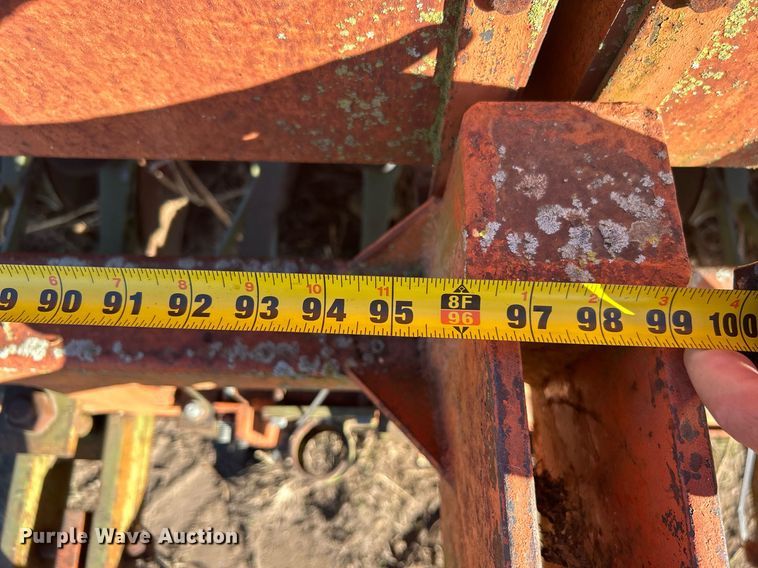 image for item OM9190 Tye 304-4520  grain drill