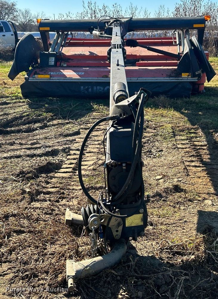 image for item OM9191 2015 Kubota DMC8540T  windrower