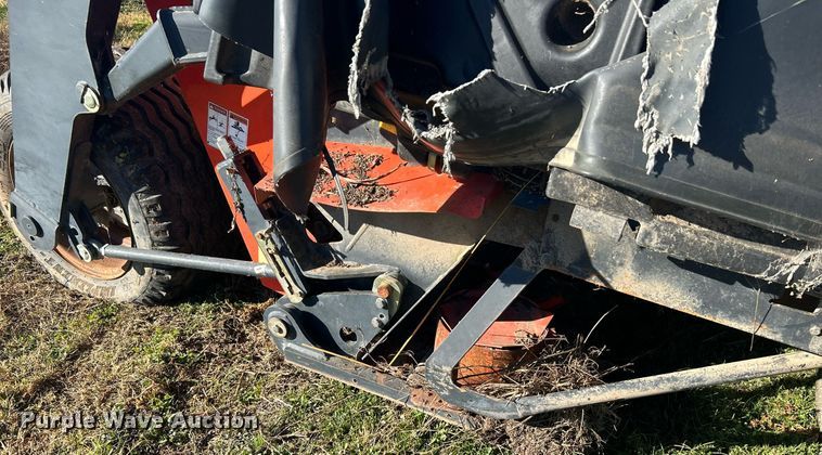 image for item OM9191 2015 Kubota DMC8540T  windrower