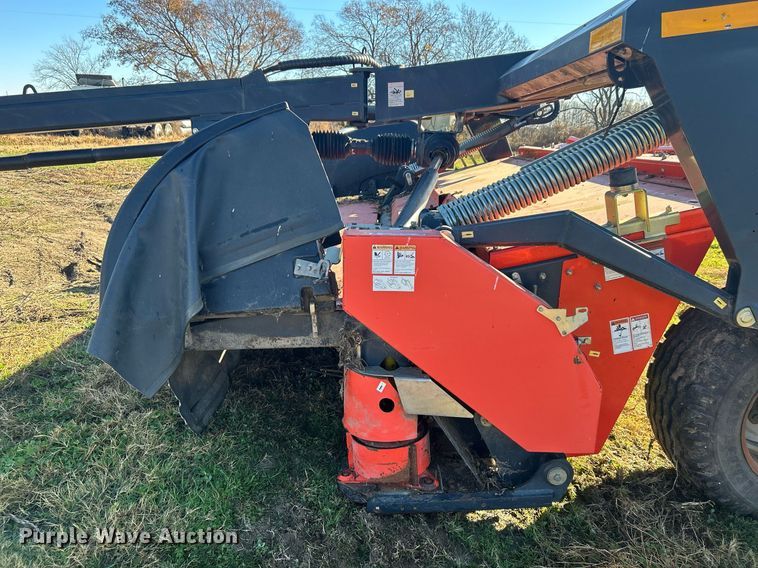 image for item OM9191 2015 Kubota DMC8540T  windrower