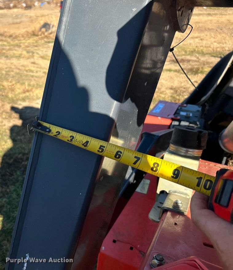 image for item OM9191 2015 Kubota DMC8540T  windrower