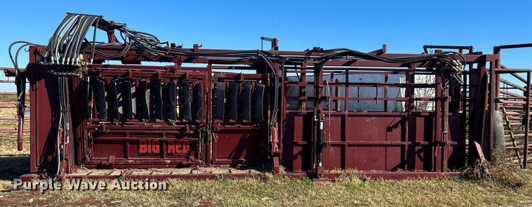 image for item OM9193 Big Red  squeeze chute