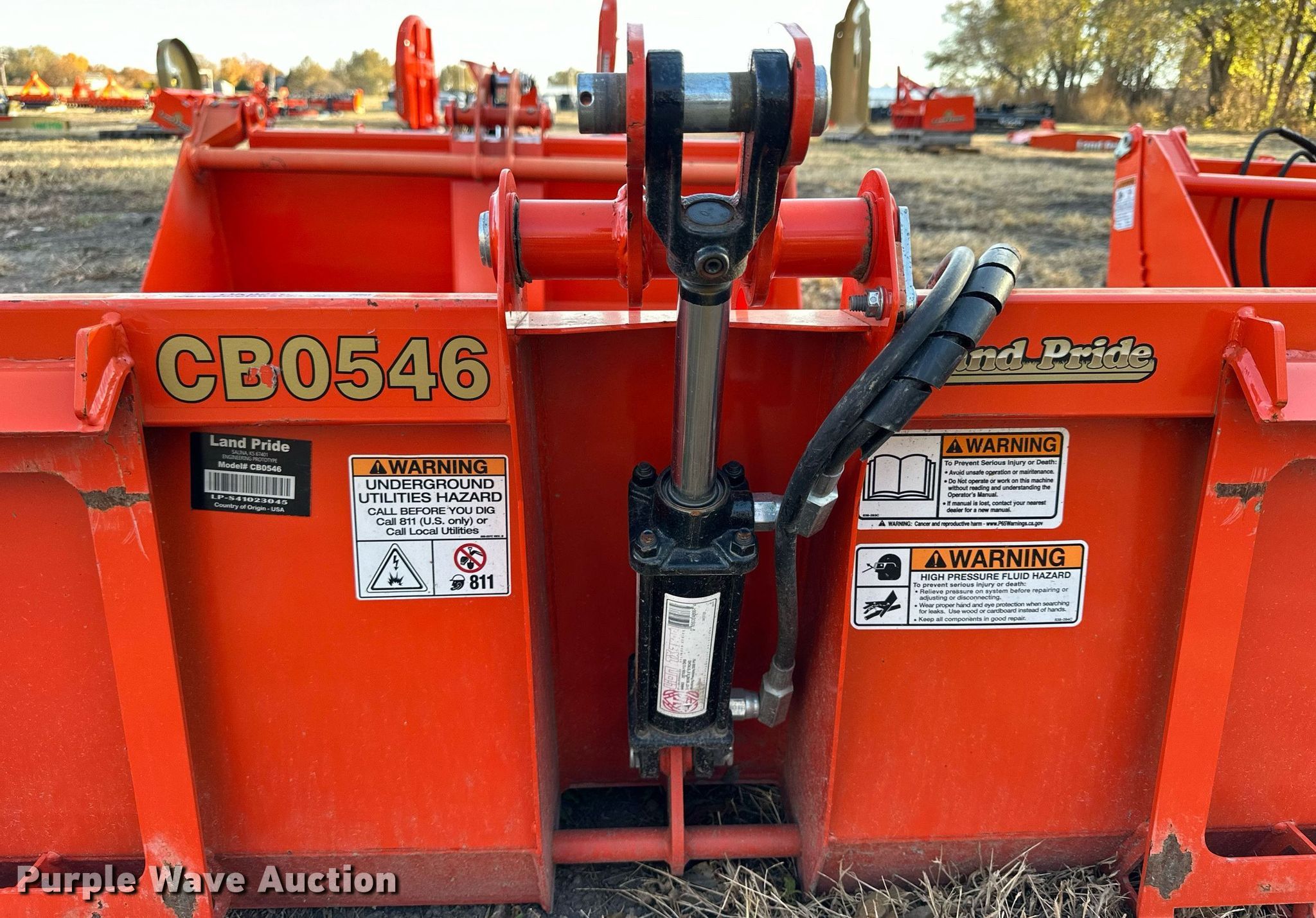 Land Pride CB0546 fourinone skid steer bucket in Salina, KS Item