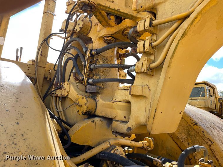 image for item GG9753 1979 Caterpillar 621  conventional scraper