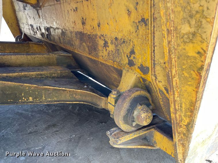 image for item GG9753 1979 Caterpillar 621  conventional scraper