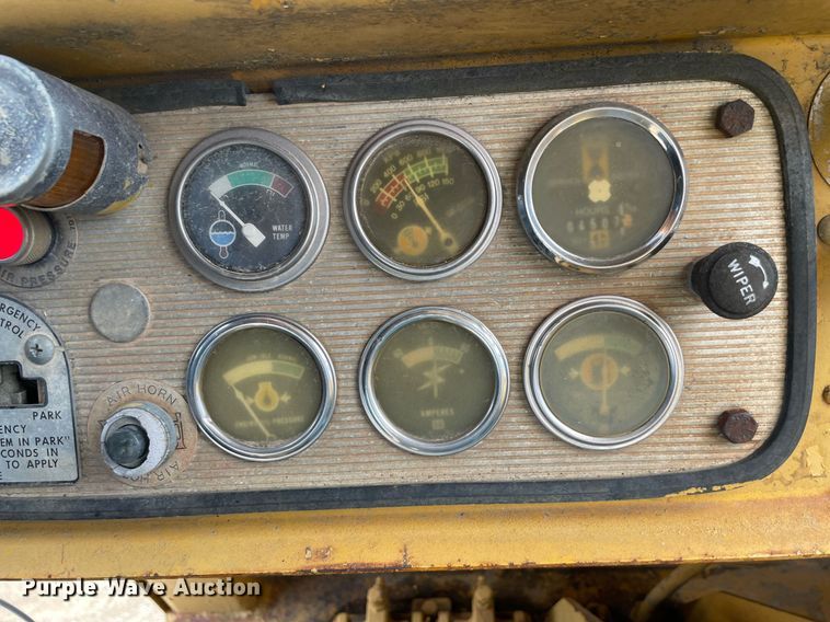 image for item GG9753 1979 Caterpillar 621  conventional scraper