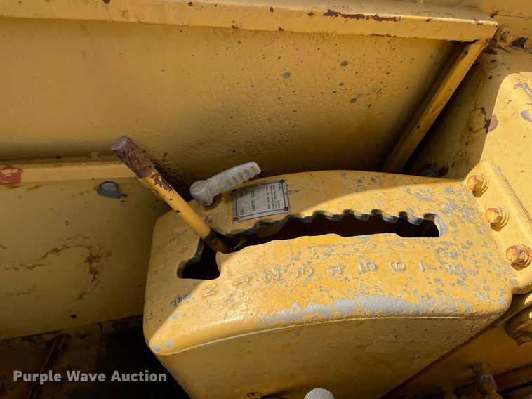 image for item GG9753 1979 Caterpillar 621  conventional scraper
