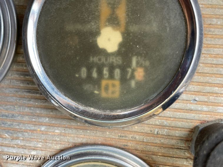 image for item GG9753 1979 Caterpillar 621  conventional scraper