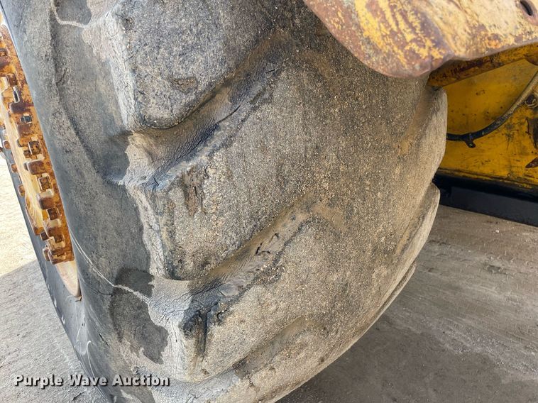 image for item GG9753 1979 Caterpillar 621  conventional scraper