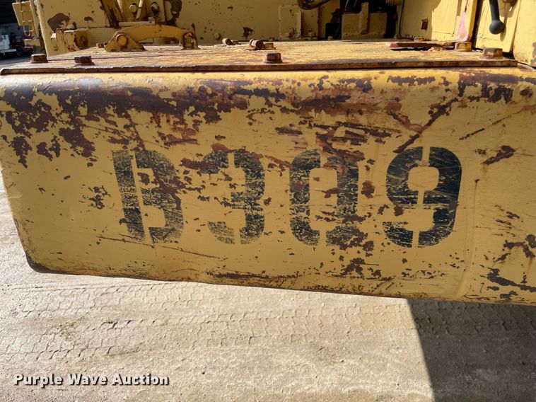 image for item GG9753 1979 Caterpillar 621  conventional scraper