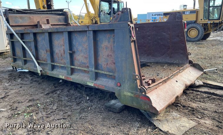 image for item GG9755 Ox Bodies  dump bed