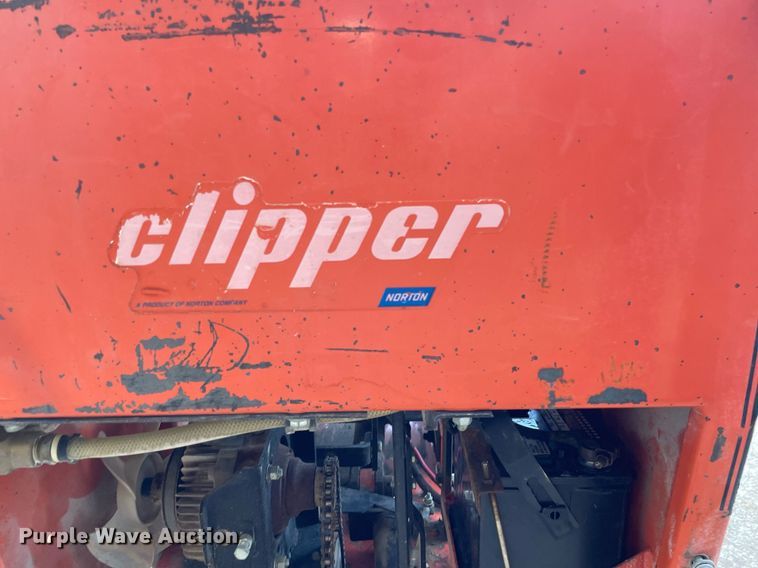 image for item GG9756 Norton Clipper 35JBT  concrete saw