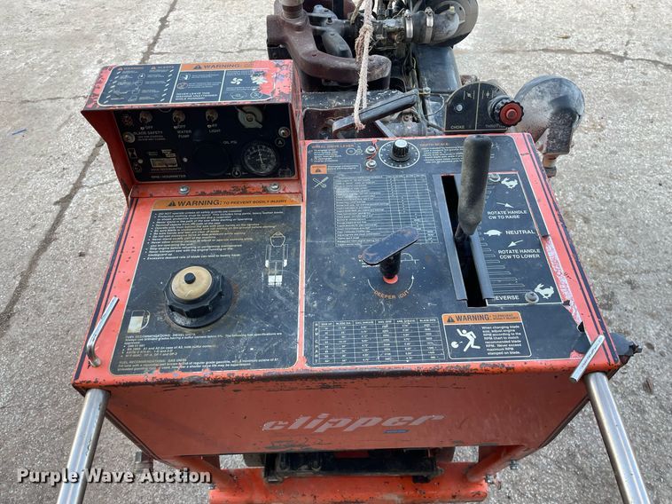 image for item GG9756 Norton Clipper 35JBT  concrete saw