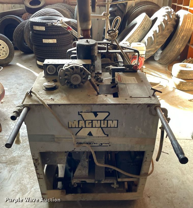 image for item GG9757 (2) concrete saws