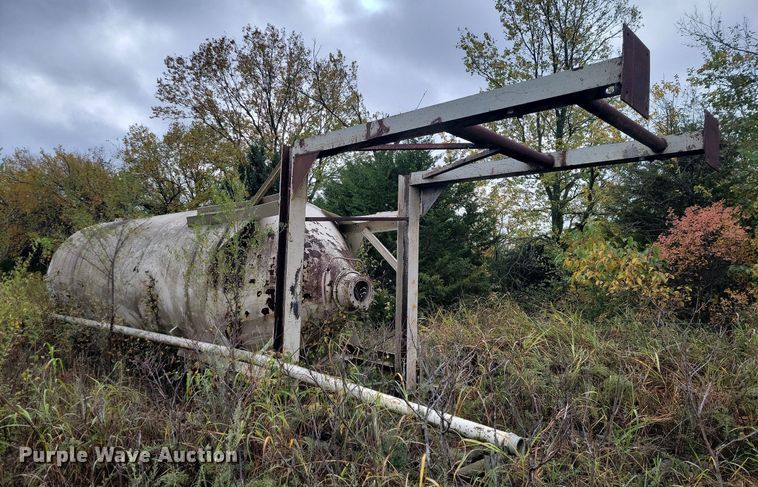 image for item JE9381 Taylor Products  concrete silo