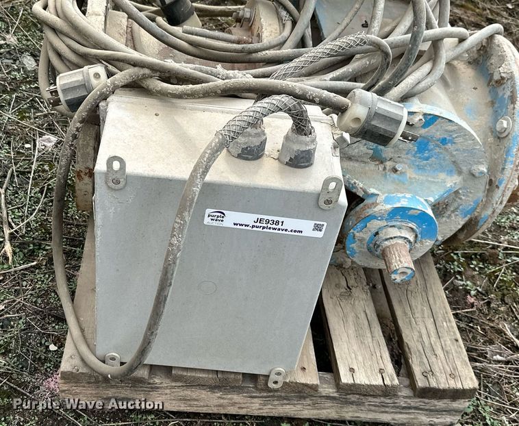 image for item JE9381 Taylor Products  concrete silo