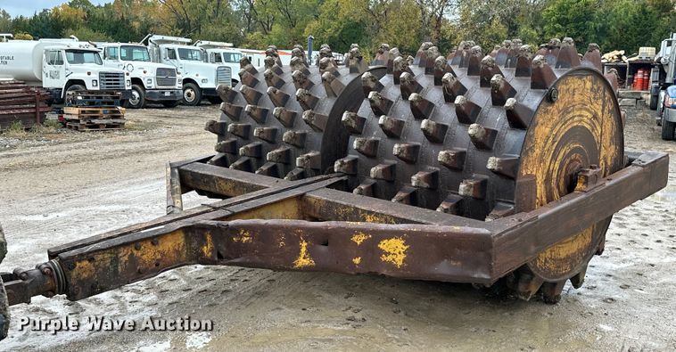 image for item JE9385 Padfoot roller