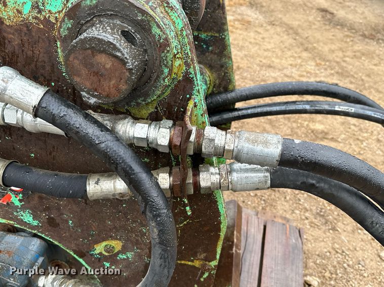 image for item JE9387 2004 Tramac TR-21  plate compactor