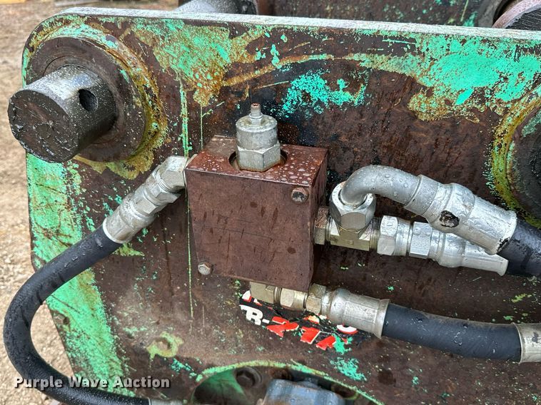 image for item JE9387 2004 Tramac TR-21  plate compactor