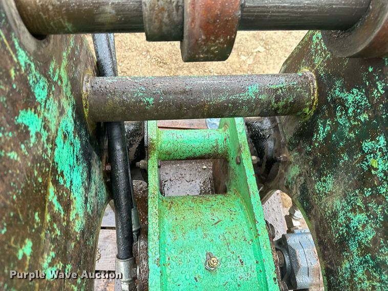 image for item JE9387 2004 Tramac TR-21  plate compactor