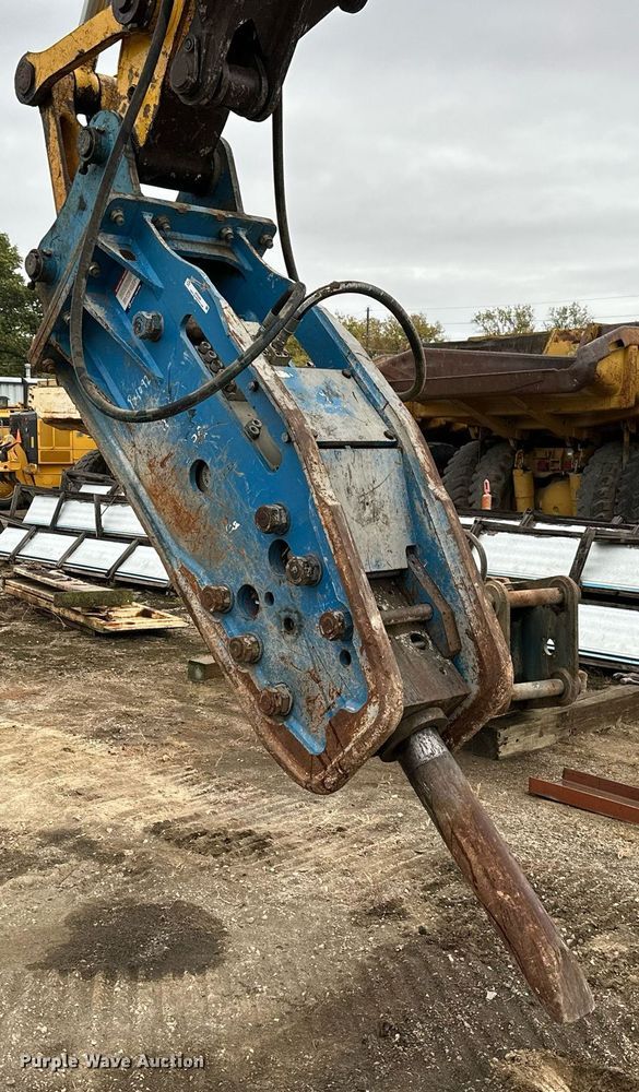 image for item JE9388 Okada OKB318  breaker