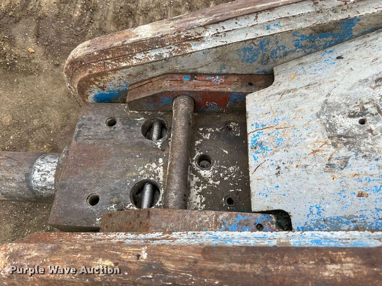 image for item JE9388 Okada OKB318  breaker