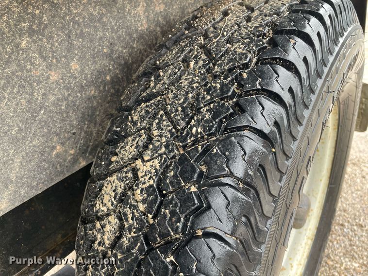 image for item JE9389 1997 Felling  tilt deck utility trailer