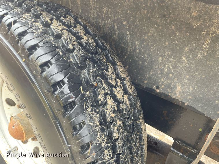 image for item JE9389 1997 Felling  tilt deck utility trailer