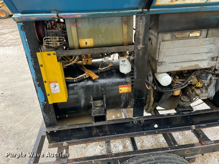 image for item JE9390 Miller Big Blue 251D  welder/generator