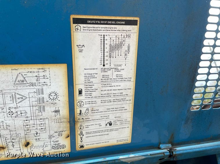 image for item JE9390 Miller Big Blue 251D  welder/generator