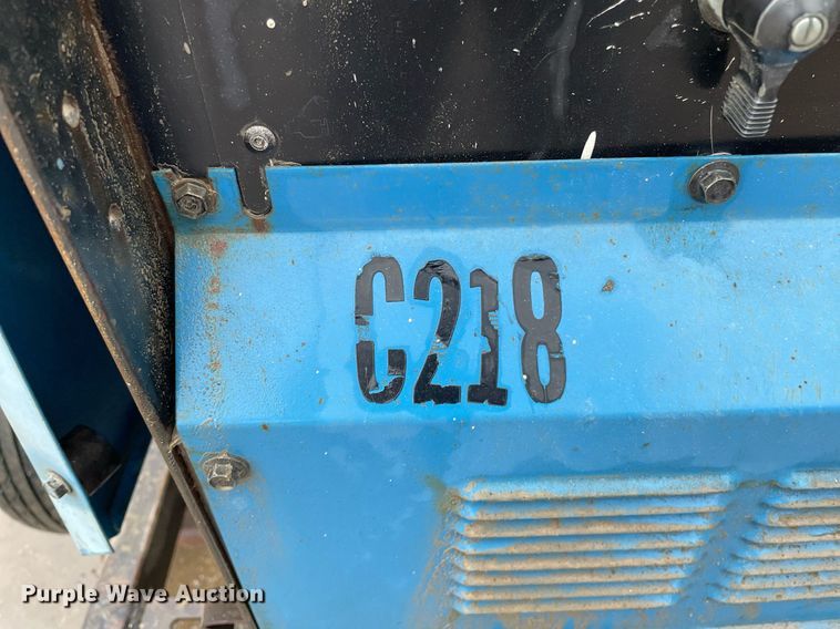 image for item JE9390 Miller Big Blue 251D  welder/generator