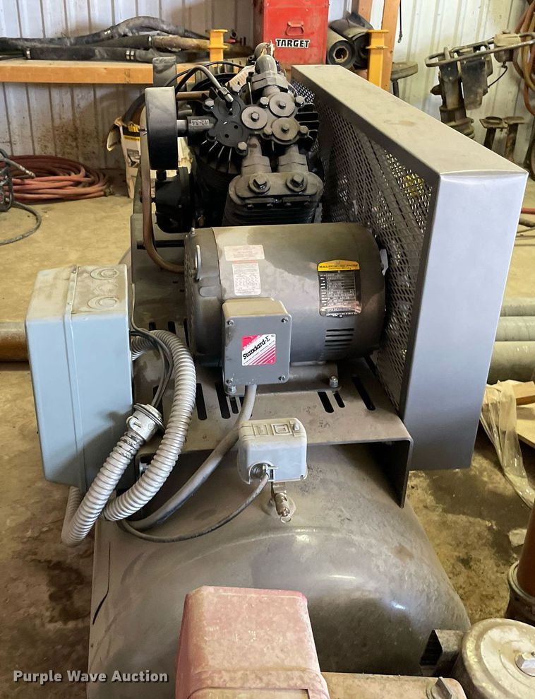 image for item JE9391 Industrial Gold Series CI1023E120H  air compressor