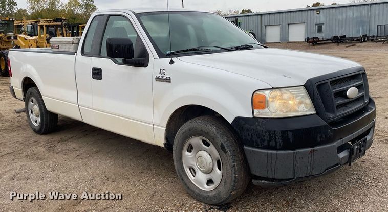 image for item JE9392 2007 Ford F150 XL  pickup truck