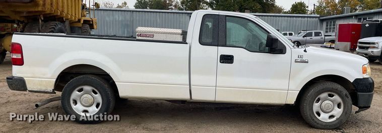 image for item JE9392 2007 Ford F150 XL  pickup truck