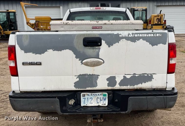 image for item JE9392 2007 Ford F150 XL  pickup truck