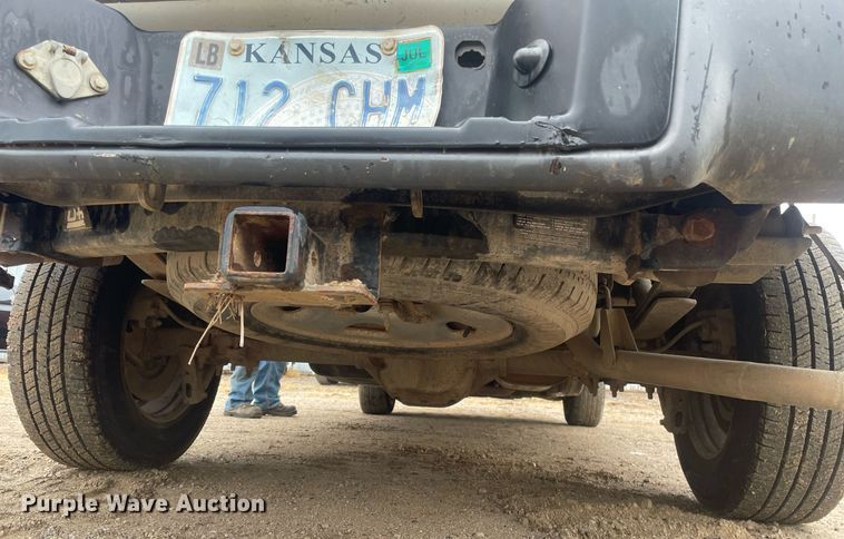 image for item JE9392 2007 Ford F150 XL  pickup truck