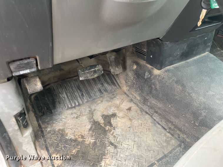 image for item JE9392 2007 Ford F150 XL  pickup truck